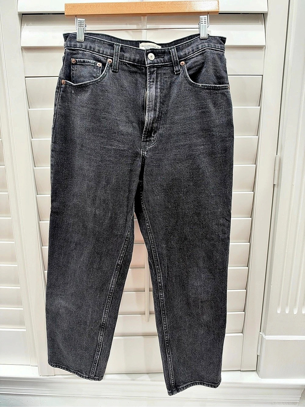 Abercrombie & Fitch The Ankle Straight Ultra High Rise Jeans Black Waist 30
